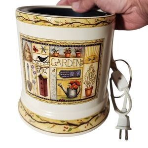 Vintage Marjolein Bastin Electric Candle Jar Warmer Pot Garden Birdhouse Motif